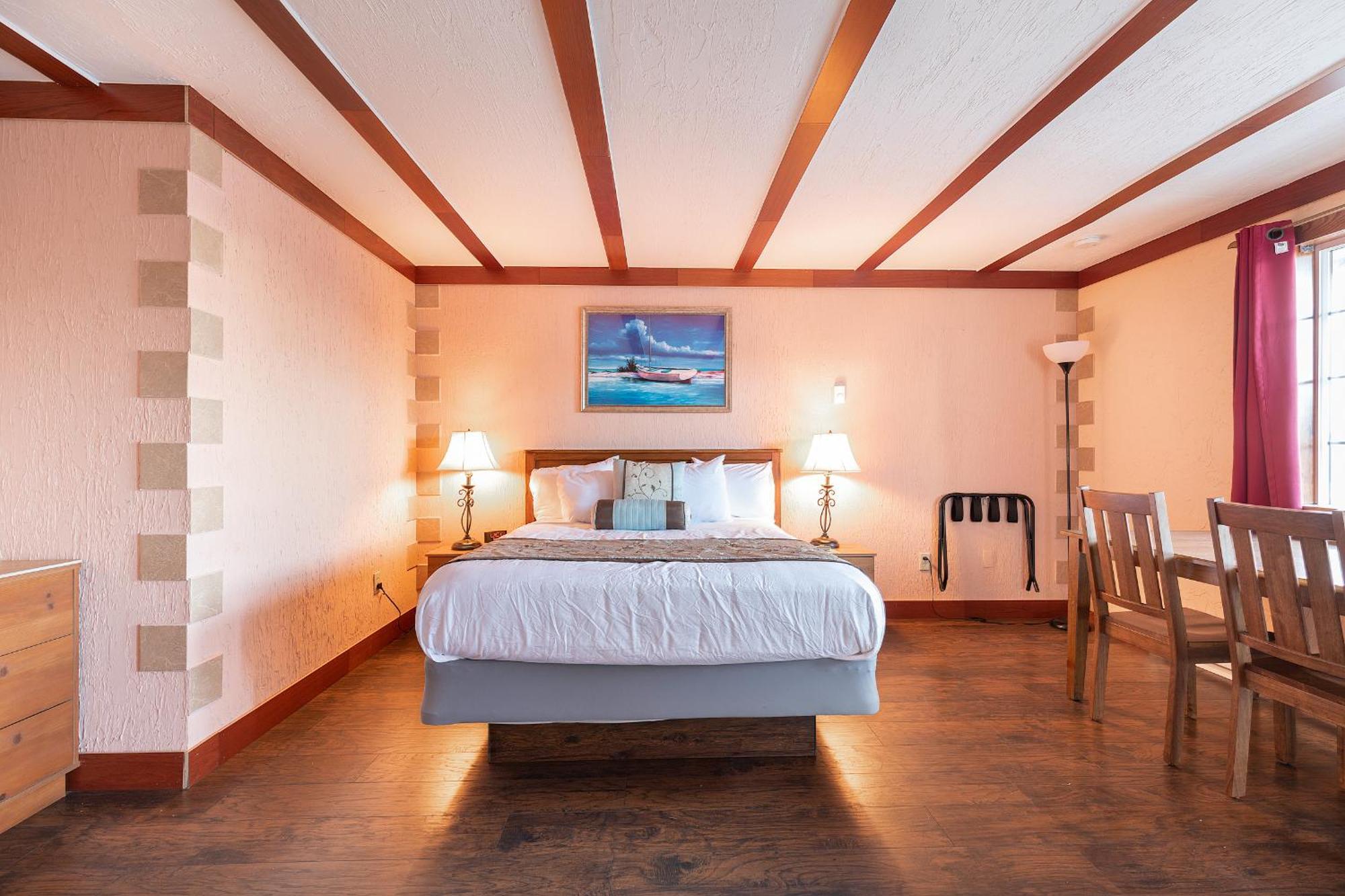 Wanderlust Inn Ocean Shores Room photo